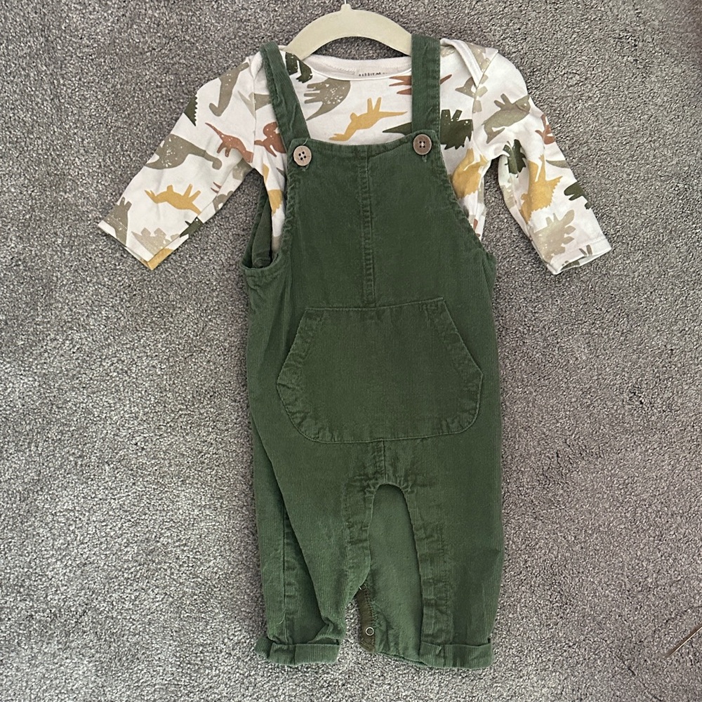Charming Green Kids Overalls Set